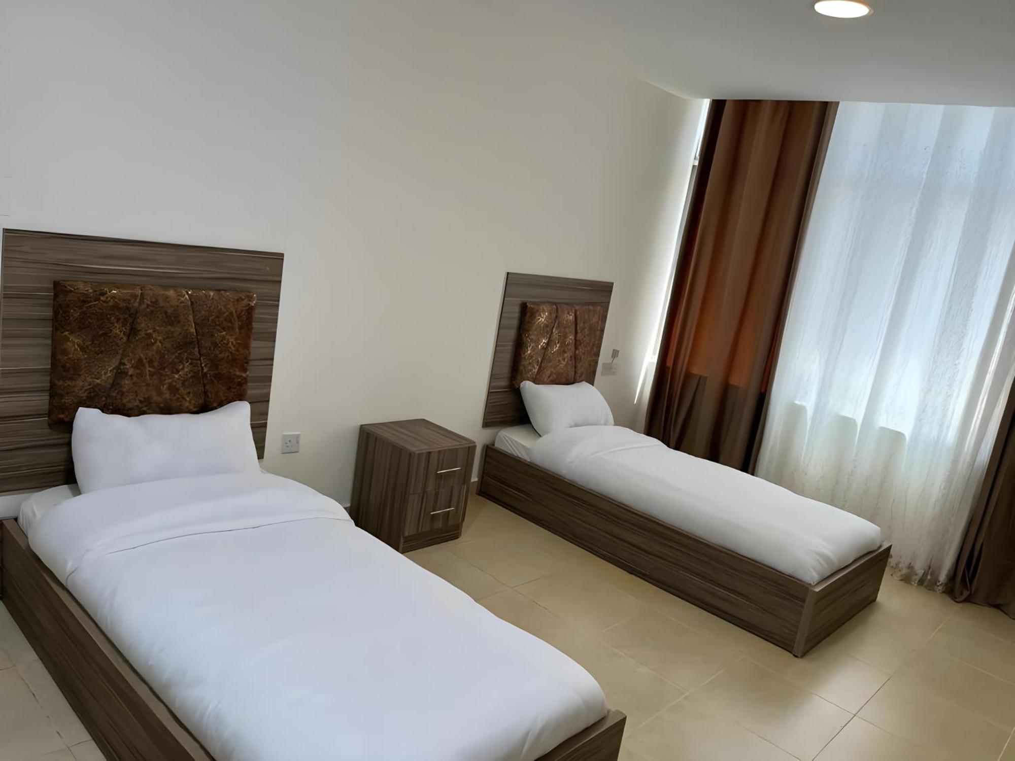 Rayan Hotel Apartments Амман Экстерьер фото