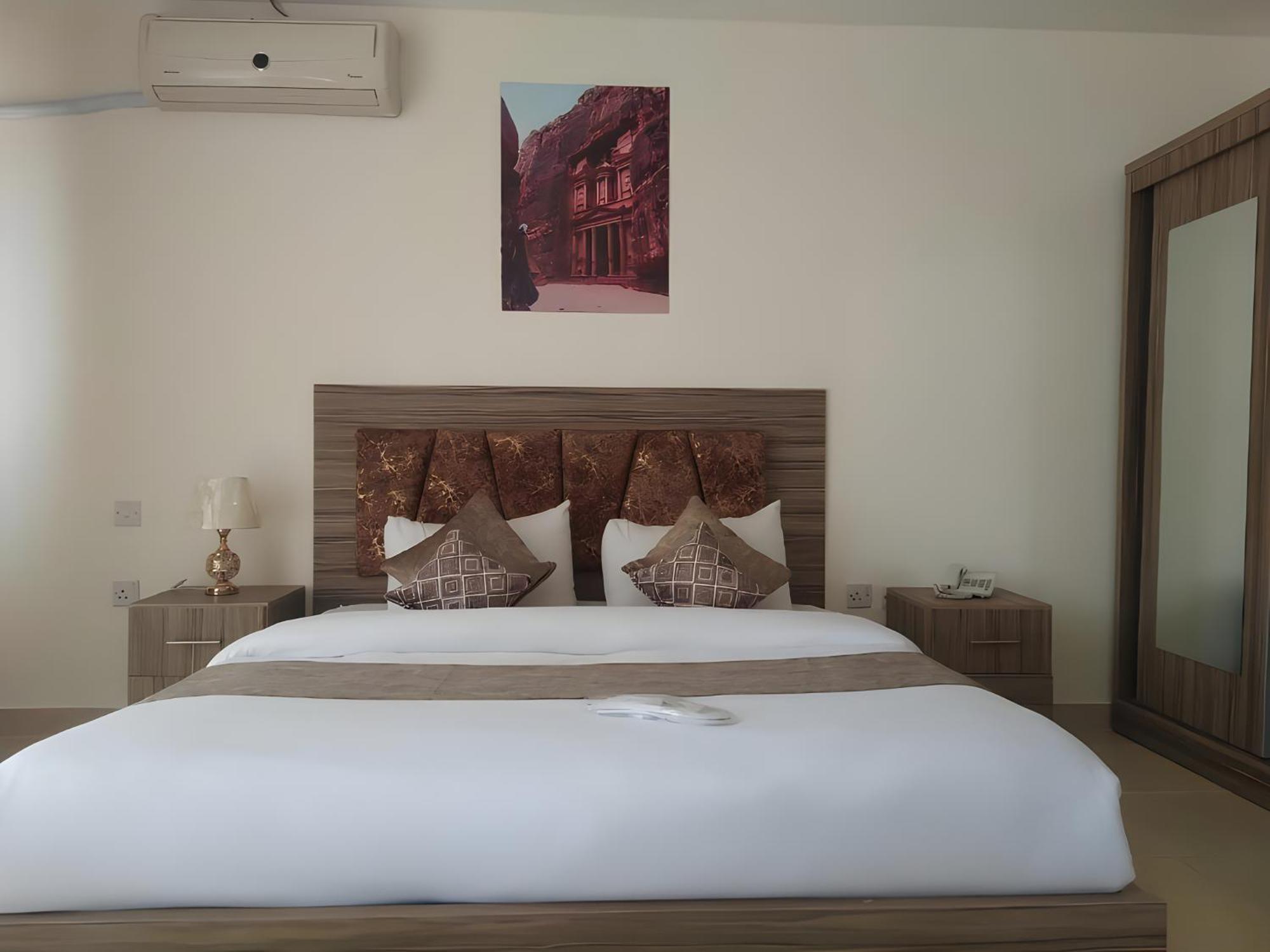 Rayan Hotel Apartments Амман Экстерьер фото