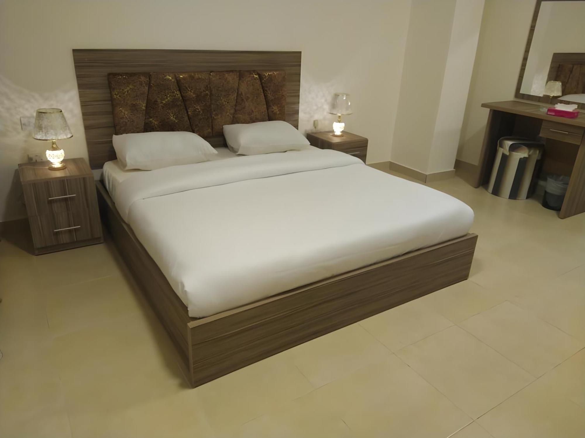 Rayan Hotel Apartments Амман Экстерьер фото