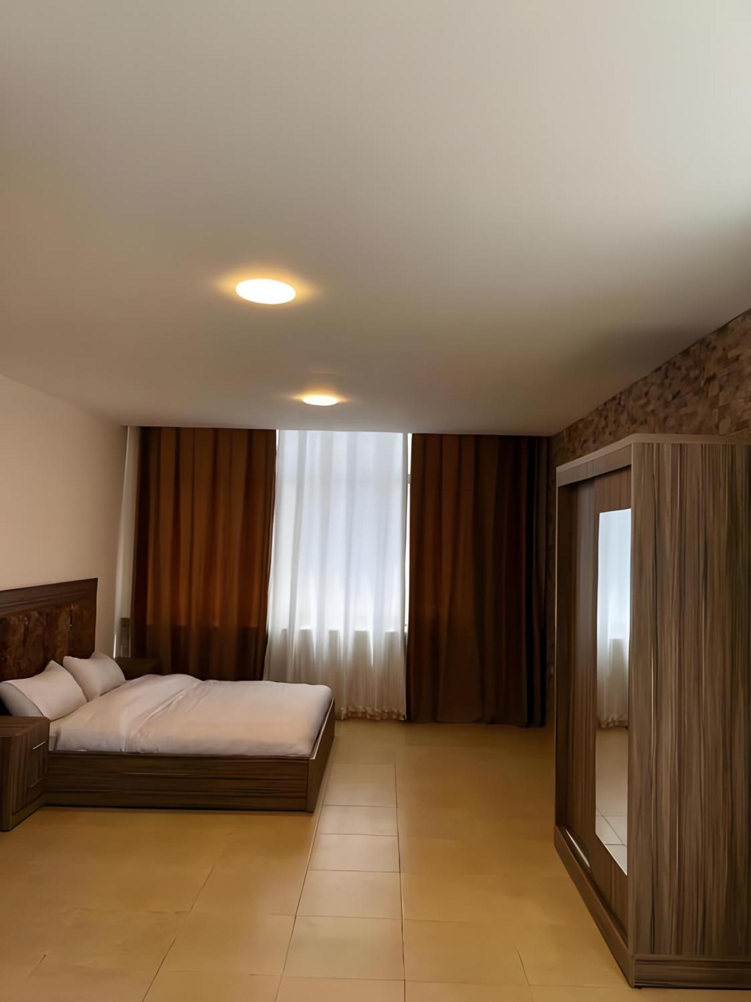 Rayan Hotel Apartments Амман Экстерьер фото