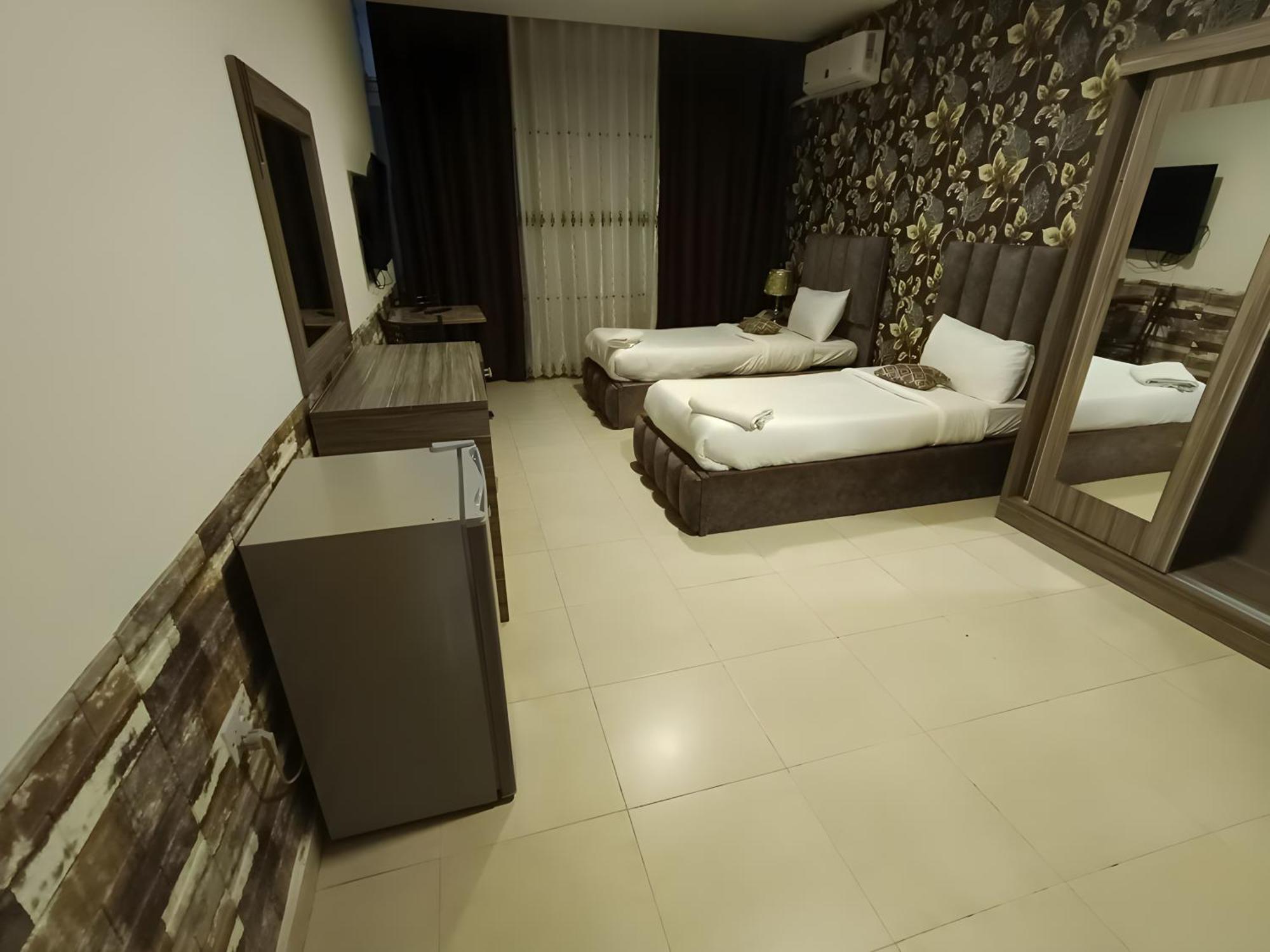 Rayan Hotel Apartments Амман Экстерьер фото