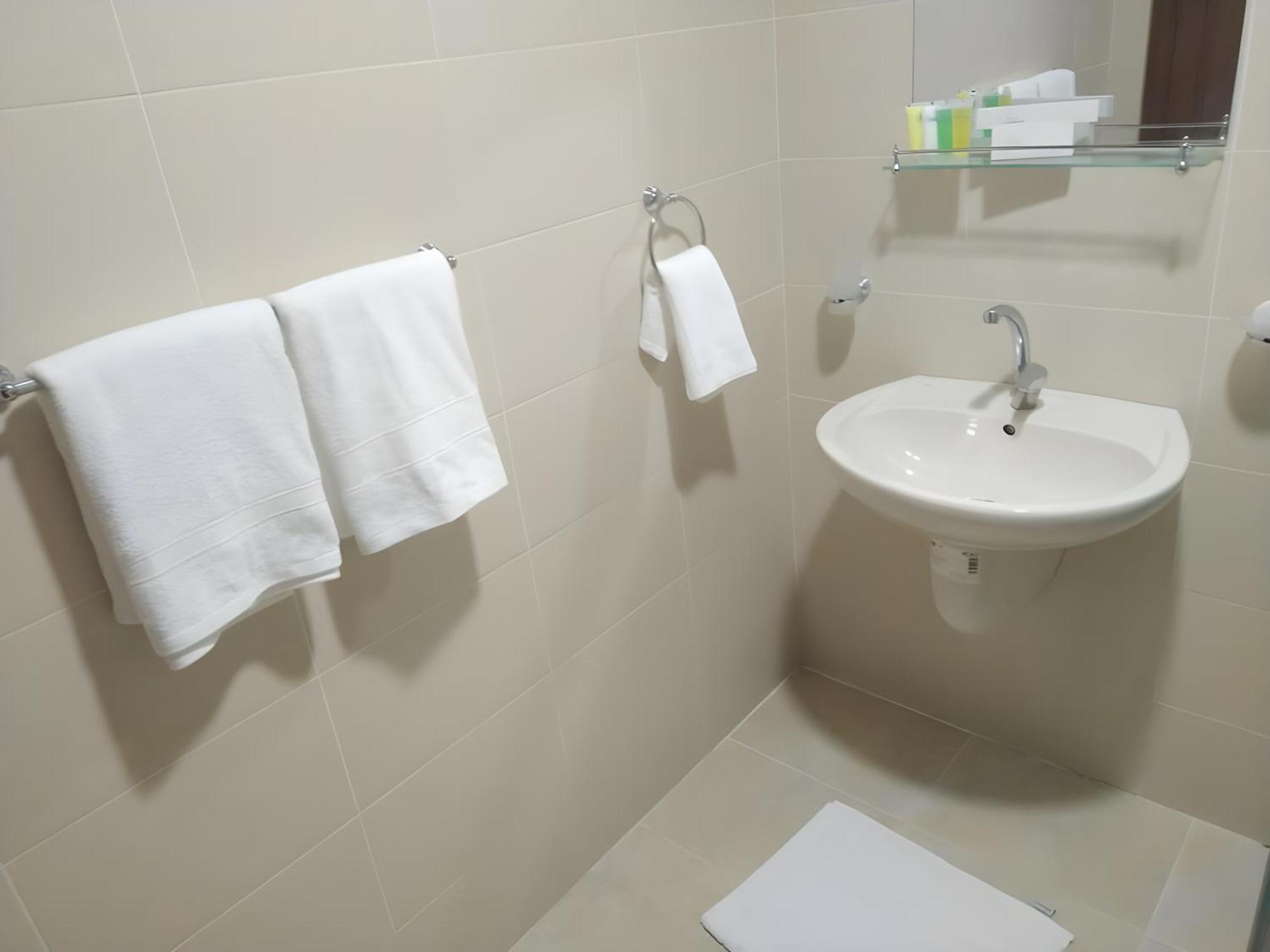 Rayan Hotel Apartments Амман Экстерьер фото
